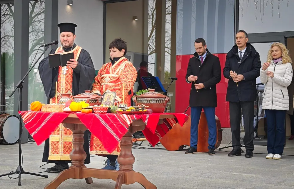 Зарица Динкова: Бургас е успешният модел за правилното развитие на ...